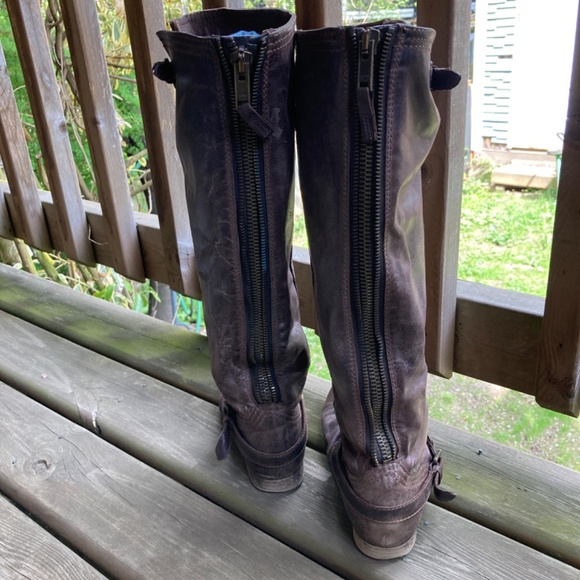 Tall Genuine Brown Leather Boot, Steve Madden, Size 9 - Picture 5 of 7